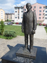 Statue von Gavrilo Princip in einem Park