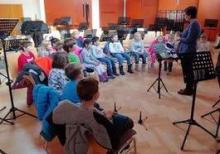 Volksschule Prutz "Vorlesen an besonderen Plätzen"
