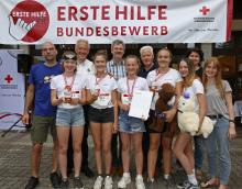 Österreich, Kärnten, Juni 2019: Schüler aus ganz Österreich zeigten am Mittwoch am Maltschacher See in Kärnten ihr Erste-Hilfe-Können. Beim 20. Erste-Hilfe- Bundesbewerb absolvierten die 150 Teilnehmer fünf Praxis- und Theoriestationen. Bei inszenierten Unfällen und Verletzungen legten die 11- bis 19-jährigen Mädchen und Burschen Druckverbände an, versorgten Wunden und führten die Wiederbelebung durch. 