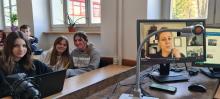virtueller Besuch einer Journalistin