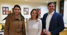 Bürgermeisterin Victoria Weber mit Brigitte Lorenz und Dir. Hannes Hintner